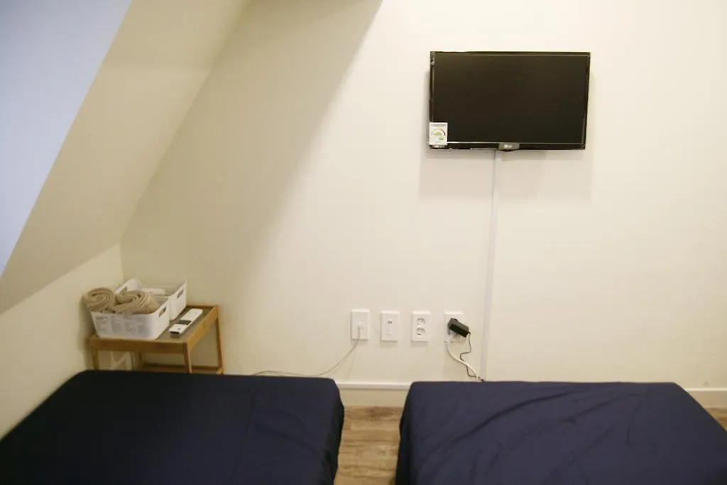 Хостел Seoul Dalbit Dongdaemun Guesthouse