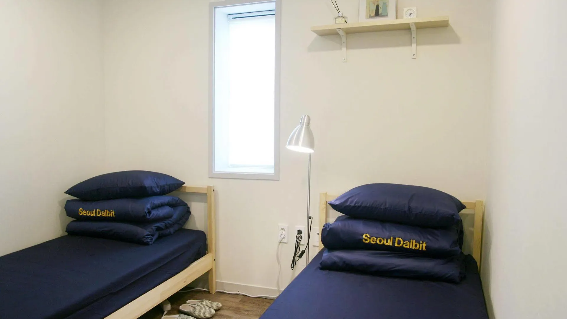 Хостел Seoul Dalbit Dongdaemun Guesthouse