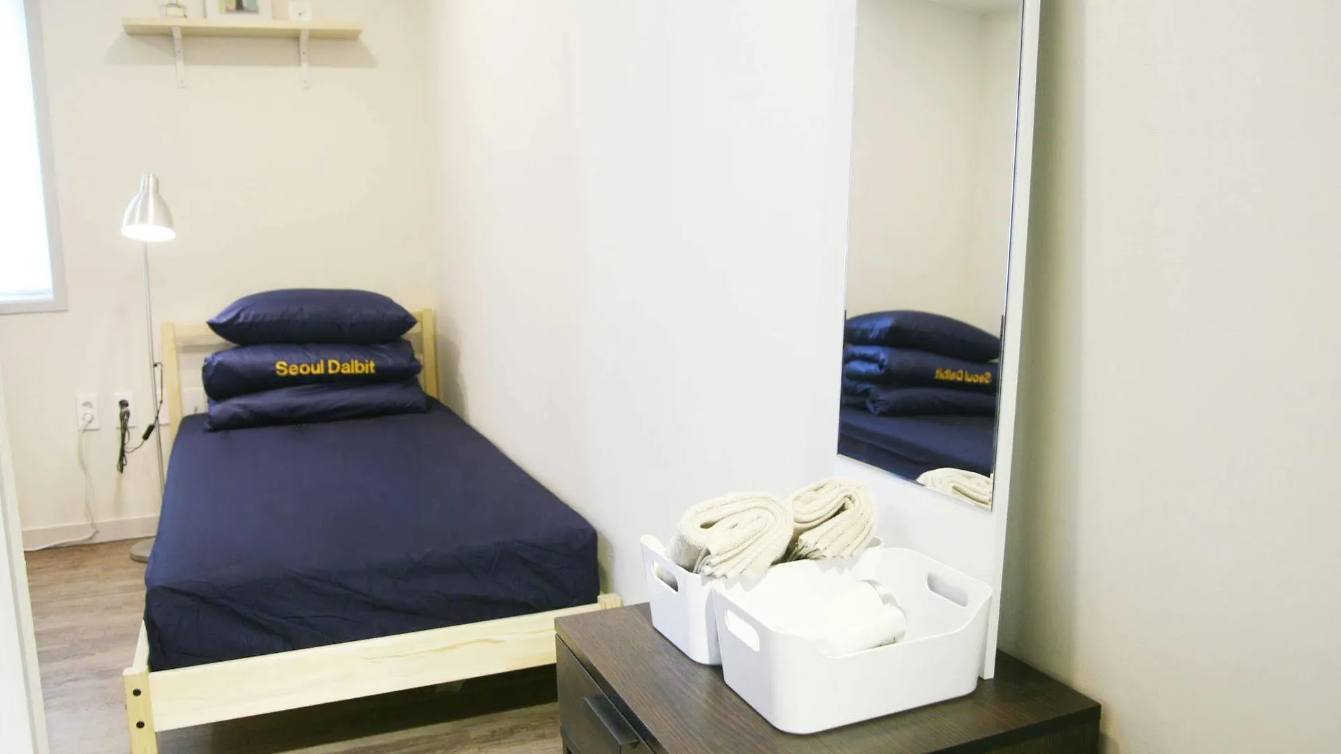 Seoul Dalbit Dongdaemun Guesthouse Хостел